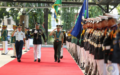 <p><strong>4-STAR GENERAL.</strong> Armed Forces of the chief-of-staff Lt. Gen. Felimon Santos Jr. receives military honors after he was promoted to the four-star rank of General in a ceremony held at Camp Aguinaldo in Quezon City on Monday (Jan. 27, 2020). Santos is the 53rd AFP chief. (<em>Photo courtesy of AFP-PAO)</em></p>