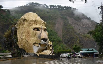 <p><strong>KENNON ROAD</strong>. The Lion's head, a favorite attraction on Kennon Road, repainted a few days ago will now be viewed by the motorists after the thoroughfare would be open to two-way traffic every weekend to accommodate the influx of tourists coming for the monthlong Baguio Flower Festival. The opening of the road is to ease traffic on Marcos Highway, as traditionally, the Panagbenga festival brings in hundreds of thousands of tourists to the city. <em>(PNA file photo)</em></p>
