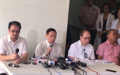 <p><strong>REGULATING MASK PRICES.</strong> Health officials, in a press briefing at the Philippine Blood Center in Quezon City on Wednesday (Jan. 29, 2020), say the DOH is taking action on regulating prices of N95 and surgical masks in the country. The agency said it has contacted mask suppliers to bring in adequate supply of these items in the country. <em>(PNA photo by Ma. Teresa P. Montemayor)</em></p>