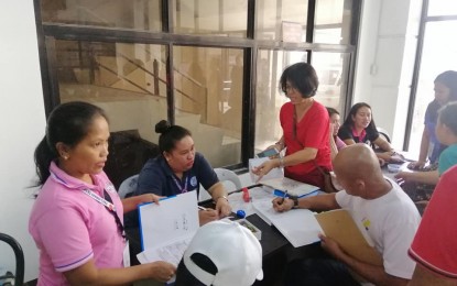 <p><strong>ONE-STOP-SHOP.</strong> Business owners process their permit renewal at the Tacloban business one-stop-shop at the city hall complex. The city government urged business owners to process their business permits and licenses transactions before the Jan.31, 2020 deadline. <em>(Photo courtesy of Tacloban City government)</em></p>