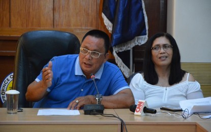 <p>Negros Oriental Gov. Roel Degamo and Assistant Provincial Health Officer Dr. Liland Estacion. <em>(Photo courtesy of the Office of the Governor)</em></p>