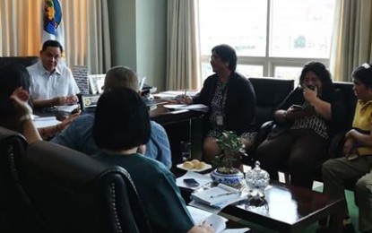 <p><strong>HOSPITAL FOR PUIs</strong>. Iloilo Governor Arthur Defensor Jr. on Wednesday (Feb. 5, 2020) meets health officials to identify the hospital that will be dedicated to Persons Under Investigation (PUI) for novel coronavirus (2019-nCoV). He said Dr. Ricardo Y. Ladrido Memorial Hospital in Lambunao town will hold PUIs because of its capabilities of handling suspected nCoV cases. <em>(PNA photo by Gail Momblan)</em></p>