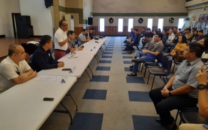 <p><strong>CONSULTATIVE FORUM</strong>. Cebu Port Authority (CPA) general manager Leonilo Miole (3rd from left), Bureau of Quarantine (BOQ-7) regional director Terence Anthony Bermejo (4th from left) and port security manager Glenn Sarador (2nd from left) engage port stakeholders in a consultative forum on the novel coronavirus (2019-nCoV) in Cebu City on Friday (Feb. 7, 2020). Maritime Industry Authority (MARINA-7) regional director March Anthony Pascua said the agency is modifying the passenger manifest to include contact number and address that can be used for contact tracing in times of a virus threat. <em>(PNA photo by John Rey Saavedra)</em></p>