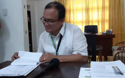 <p><strong>NEGATIVE</strong>. Antique Integrated Provincial Health Office chief Dr. Ric Noel Naciongayo on Monday (Feb. 10, 2020) says the first person under investigation (PUI) for the novel coronavirus in the province has tested negative. The second PUI, however, is still under the 14-day quarantine period in a hospital in the province. <em>(PNA photo by Annabel Consuelo J. Petinglay)</em></p>