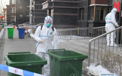 <p><strong>FIGHT VS. COVID-19.</strong> A staff member of China Railway Xi'an Group Co., Ltd prepares to conduct disinfection work for a train to curb the spread of the coronavirus disease (Covid-19) in Xi'an, northwest China's Shaanxi Province, on Feb. 6, 2020. Over 34,000 officials, government workers and Communist Party of China members were mobilized to fight Covid-19 in Wuhan, the epicenter of the epidemic. <em>(Photo by Liu Xiao/Xinhua)</em></p>
