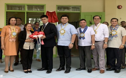 <p><strong>FROM JAPAN, WITH LOVE.</strong> First Secretary Manabu Yasukawa of the Embassy of Japan (3rd from left) leads the turnover of a new school building to Bonifacio Elementary School in Surigao City on Thursday (February 13, 2020). Mayor Ernesto Matugas (4th from right) and other local officials graced the event. <em>(Photo courtesy of the Embassy of Japan)</em></p>
