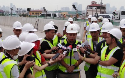 <p><strong>FINAL INSPECTION</strong>. Department of Public Works and Highways (DPWH) Secretary Mark Villar says the NLEX Harbor Link C3-R10 Dagat-Dagatan portion will be formally opened on February 21, 2020. Villar, together with some NLEX officials, conducted the final inspection of the C3 to Dagat-Dagatan segment which will serve as an alternate corridor for motorists bound for the Port Area from NLEX, on Friday (Feb. 14, 2020). <em>(Photo by Manny Balbin)</em></p>