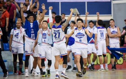 <p><strong>NEXT ROUND</strong>. The Manila Stars celebrate after clinching their MPBL playoff series against the Pasig Sta. Lucia Realtors, 82-80, at the Malolos Sports and Convention Center in Malolos City on Saturday night (Feb. 22, 2020). Karlo Lastimosa and Cris Bitoon lead Manila with 21 and 19 points, respectively. <em>(Photo courtesy of MPBL)</em></p>