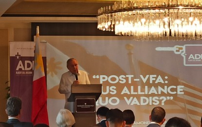 <p><strong>VFA ALTERNATIVE. </strong>Philippine Ambassador to the United States Jose Manuel Romualdez gives updates on the bilateral relation between Manila and Washington D.C. following the order of President Rodrigo Duterte to terminate the Visiting Forces Agreement (VFA) during the "Forum on Post-VFA: PH-US Alliance Quo Vadis?", at the Makati Diamond Residences on Friday (Feb. 28, 2020). Romualdez said they are looking at the country’s agreement with Japan and Australia as a template for the new deal replacing the VFA. (<em>PNA photo by Kris Crismundo</em>) </p>