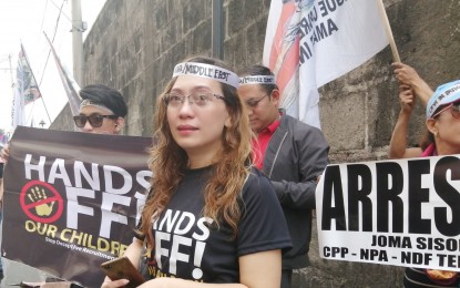 <p><strong>CALL TO ACTION</strong>. Relissa Lucena, mother of Alicia Jasper, who was reportedly recruited by leftist organization Anakbayan. Lucena and other parents of children who have been reportedly recruited by organizations that have links to the communist movement have called on the Commission on Human Rights to act on the matter. <em>(PNA file photo by Lady Jean Kabagani)</em></p>