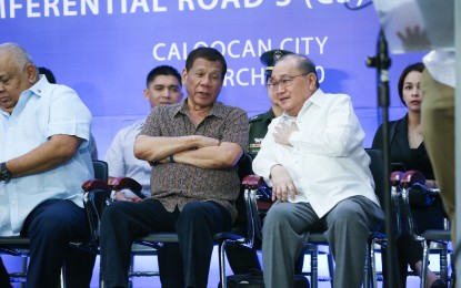 <p>President Rodrigo Duterte and businessman Manny V. Pangilinan <em>(Presidential photo)</em></p>