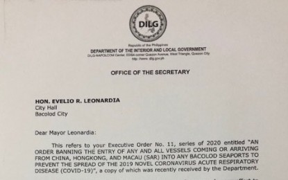 <p><strong>OVERRULED</strong>. A copy of the letter of Secretary Eduardo Año of the Department of the Interior and Local Government sent to Mayor Evelio Leonardia, informing the mayor that the executive order he issued prohibiting the docking of vessels from China, Hong Kong and Macao in any of its seaports does not adhere with the Department of Health circular. Leonardia came up with a modified EO permitting such vessels to dock in any port of Bacolod provided that they with the strict Department of Health guidelines. <em>(PNA-Bacolod photo)</em></p>