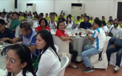 <p><strong>EMERGENCY MEETING.</strong> Bataan provincial government officials, health workers and other stakeholders attend an emergency meeting at the Loui’s Restaurant in Balanga City, Bataan on Wednesday (March 11, 2020). During the meeting, the Bataan Outbreak Response Team (BORT) was formed in preparation for a worst-case scenario should there be cases of local transmission of the coronavirus disease 2019 (Covid-19) in the province. <em>(PNA photo by Ernie Esconde)</em></p>
