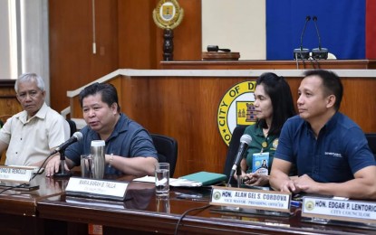 <p><strong>INFORMING THE PEOPLE. </strong>A press conference of the Inter-Agency Task Force Covid-19 on Thursday (March 12) where Dumaguete Mayor Felipe Antonio Remollo (2<sup>nd</sup> from left) said he was not keen on lockdown.  The mayor expressed his opinion during a meeting with the Inter-Agency Task Force at the city hall.<em> (Photo courtesy of City PIO)</em></p>