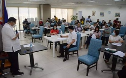 <p><strong>FIGHT VS COVID.</strong> The city disaster risk reduction and management council (CDRRMC) approves PHP77.129-million fund for various Covid-19 activities on Thursday (March 19, 2020). Among others, the fund will be used for the acquisition of laboratory materials and test kits. <em>(PNA photo by Iloilo City PIO)</em></p>