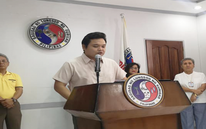 <p><strong>FIGHTING COVID-19.</strong> Surigao City Mayor Ernesto U. Matugas Jr. addresses the public on Friday (March 20) to inform residents of the measures being undertaken to prevent the spread of Coronavirus disease. The mayor also appeals to the residents to reject disinformation and fake news and instead cooperate with the local government. <em>(Photo courtesy of Mary Jul Espuerta, Surigao del Norte Information Office)</em></p>