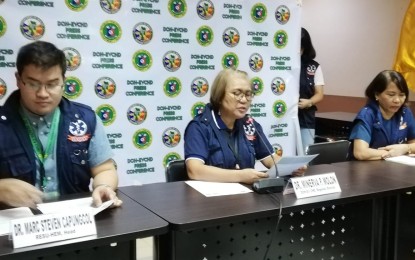 <p><strong>1ST COVID-19 CASE IN EV.</strong> Key officials of the Department of Health (DOH) in Region 8 led by Regional Director Minerva Molon (center) confirm the first case of coronavirus disease 2019 in the Eastern Visayas region. A 51-year-old female from Catarman, Northern Samar is the first Covid-19 case in Eastern Visayas, the Department of Health regional office here reported on Monday (March 23, 2020). <em>(PNA photo by Sarwell Q. Meniano)</em></p>