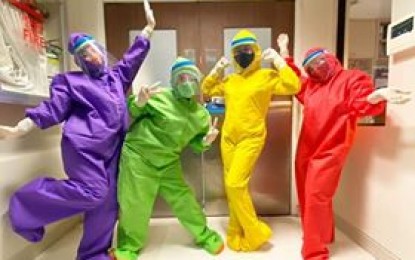<p><strong>COLORFUL HAZMATS</strong>. Nurses at The Medical City Iloilo are dressed in improvised hazmat suits that follow the colors of the Telletubies Tinky-Winky, Dipsy, Laa Laa and Po. Aimed to spread positivity despite the coronavirus disease 2019 (Covid-19) crisis, these nurses are raising donations and coming up with colorful hazmats to protect front-liners handling Covid-19 cases. <em>(PNA photo courtesy of Adrian Pe)</em></p>