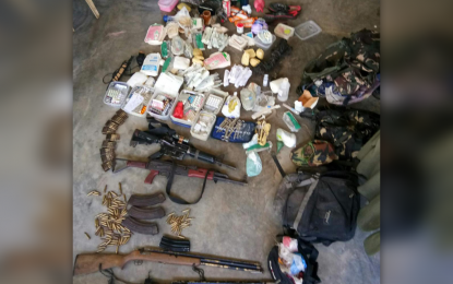 <p><strong>RECOVERED EVIDENCE.</strong> Government forces recover high-powered firearms, ammunition, and other pieces of evidence from the communist New People's Army during an encounter in Pantukan, Davao de Oro, on Tuesday (April 7, 2020). The clash erupted despite the reciprocal ceasefire declared by the communist rebel group. <em>(Photo courtesy of 71IB)</em></p>