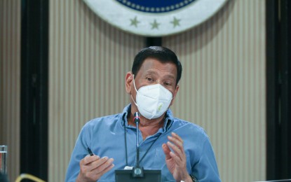 <p><strong>FIT AND HEALTHY</strong>. President Rodrigo Roa Duterte holds a meeting with some members of the Inter-Agency Task Force on the Emerging Infectious Diseases (IATF-EID) at the Malago Clubhouse in Malacañang on April 8, 2020. Malacañang on Monday (April 13, 2020) dismissed the petition filed by a lawyer asking the Supreme Court to compel Duterte to make public his medical records. <em>(Presidential photo by Toto Lozano)</em></p>
