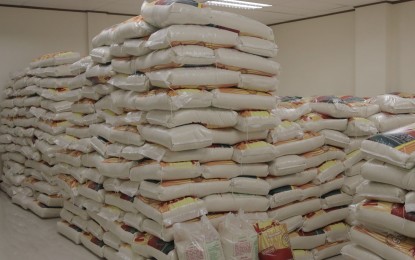 <p><strong>RICE DONATIONS</strong>. Private companies and individuals continue to give rice donations for distribution to the people in Bataan. The new arrivals with a total of 650 cavans were already divided into half sacks of 25 kilos each. <em>(Photo courtesy of the provincial government of Bataan)</em></p>
