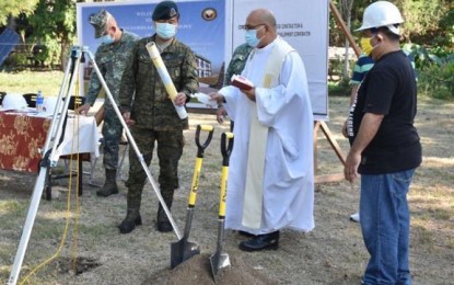 <p><strong>MILITARY HOSPITAL.</strong> Lt. Gen. Cirilito Sobejana, commander of the Western Mindanao Command (second from left), on Thursday (May 7, 2020) leads the groundbreaking ceremony marking the start of the construction of a modern hospital building in Camp Navarro General Hospital in Zamboanga City. The project is supported by no less than President Rodrigo Duterte himself, military officials said. <em>(Photo courtesy of Westmincom Public Information Office)</em></p>