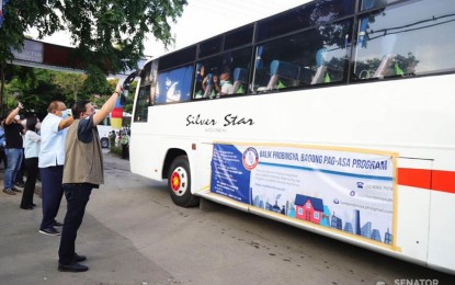 <p><strong>‘BALIK PROBINSYA’.</strong> The first batch of "Balik Probinsya, Balik Pag-asa" beneficiaries depart for Leyte on May 20, 2020. The Technical Education and Skills Development Authority said on Friday (May 22, 2020) that the returnees would be the priority for their scholarship programs to provide them employment opportunities amid the health crisis. <em>(Photo courtesy of Senator Christopher Lawrence Go)</em></p>