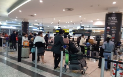 <p><strong>SPECIAL FLIGHTS</strong>. Stranded Filipinos avail of Philippine Airlines special flight at the Melbourne International Airport on April 19, 2020. The PAL has already arranged 7 special flights to bring stranded Filipinos in Australia back to the Philippines.<em> (Melbourne PCG photo)</em></p>