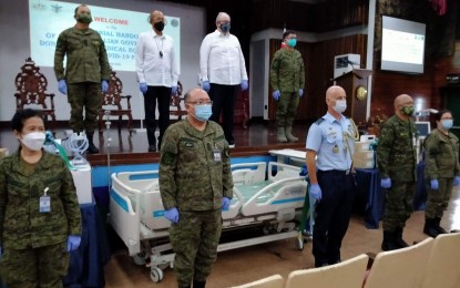 <p><strong>DONATION.</strong> Australia donates hospital and personal protective equipment valued at PHP35 million (AUD 1 million) to support the 30-bed expansion at the Victoriano Luna Medical Center-AFP Medical Center infectious disease ward. The donation is seen to increase the capacity of AFP to deal with Covid-19. <em>(Photo courtesy of DND)</em></p>