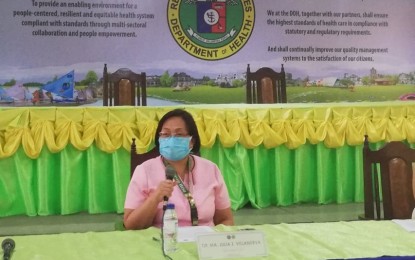 <p><strong>FOLLOW PROTOCOL</strong>. Dr. Ma. Julia Villanueva, Department of Health - Center for Health Development (DOH-CHD) 6 (Western Visayas) assistant director, on Wednesday (June 24, 2020) urges locally stranded individuals (LSIs) and repatriated overseas Filipino workers to follow quarantine protocols to prevent the spread of Covid-19. As of Tuesday, 47 out of the 16,379 LSIs who arrived in the region were found positive of the disease. <em>(PNA photo by Gail Momblan)</em></p>