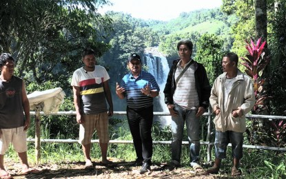 <p><strong>PROTECTION</strong>. Mindanao Development Authority (MinDA) Secretary Emmanuel Piñol visits the Limunsudan Falls on Tuesday. Mindanao's Higaonon tribesmen are appealing to President Rodrigo Duterte to help them protect and preserve the hidden giant waterfalls in the boundaries of Bukidnon, Lanao del Sur and Lanao del Norte. <em>(Photo from Sec. Piñol's Facebook page)</em></p>