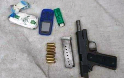 <p><strong>CONFISCATED.</strong> The handgun seized by soldiers from two siblings riding on a motorbike who were accosted at an Army checkpoint in Datu Anggal Midtimbang, Maguindanao on Sunday (June 28, 2020). Both suspects are now in police custody for the filing of appropriate charges. <em>(Photo courtesy of 6ID)</em></p>