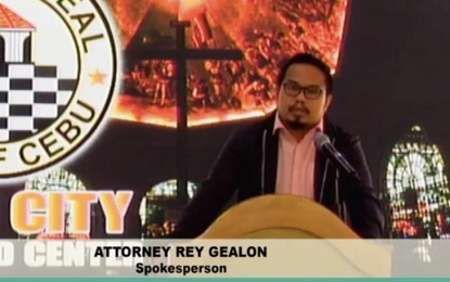<p><strong>FRONT-LINERS WITH COVID-19</strong>. Lawyer Rey Gealon, spokesperson of Mayor Edgardo Labella, gives the daily update on the Covid-19 situation in Cebu City. On Tuesday (June 30, 2020), he said 77 city government workers and front-liners tested positive for coronavirus, of whom four have died. <em>(Screengrab from Cebu City Hall PIO video)</em></p>