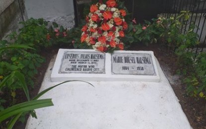 <p><strong>LAST AMERICAN MAYOR</strong>. The tomb of the last American mayor Eusebius Halsema with wife Marie has been finally spruced up by the staff of Baguio Mayor Benjamin Magalong for the simple ceremony commemorating the Filipino-American Friendship Day on July 4 at the Baguio cemetery. Magalong vows to spruce up the sad state of Halsema’s grave and the whole 8.9-hectare public cemetery. <em>(PNA photo by Pigeon Lobien)</em></p>