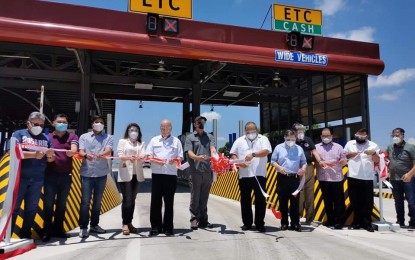 <p><strong>OPENING OF FINAL</strong> TPLEX SECTION. Executive Secretary Salvador Medialdea (sixth from right), Spokesperson Harry Roque (second from right), San Miguel Corporation (SMC) president Ramon Ang (fifth from left), and other government officials lead the opening of the final section of the Tarlac-Pangasinan-La Union Expressway (TPLEX) on Wednesday (July 15, 2020). The 11-kilometer segment of the TPLEX will reduce travel time from Tarlac to Rosario, La Union by an hour. <em>(Photo courtesy of Ramon Mon Guico III Facebook page)</em></p>
<p> </p>