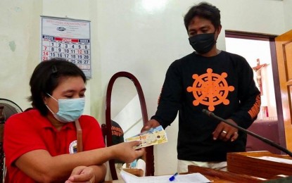 Eastern Samar gives allowance to 6.7K volunteer workers