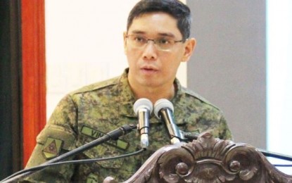 <p><strong>ENDING INSURGENCY</strong>. Maj. Gen. Eric Vinoya, commander of the 3rd Infantry Division, said on Monday (Aug. 3, 2020) the communist-terrorists suffered consecutive setbacks as a result of the relentless efforts of the Philippine Amy troops to end the decades-long insurgency in Negros Island. Several Communist Party of the Philippines-New People’s Army leaders were arrested in joint military and police operations in Negros Occidental in the past weeks. (<em>Photo courtesy of 3rd Infantry Division, Philippine Army</em>) </p>
<p> </p>