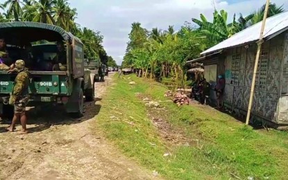 <p><strong>MEDIATORS.</strong> Soldiers of the 90th Infantry Battalion are sent to Barangay Inug-og, Pagalungan, Maguindanao, as peacekeepers after warring families engaged in armed skirmishes on Sunday (Aug. 2, 2020). Hostilities only ceased after the Army intervened along with local officials. <em>(Photo courtesy of 602IB)</em></p>