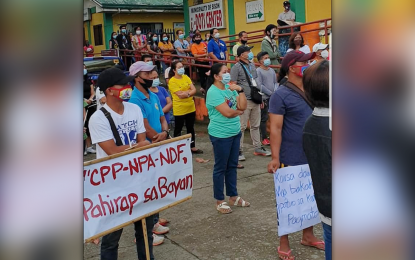 <p><strong>INDIGNATION RALLY.</strong> Residents and officials in the Surigao del Norte town of Sison town hold an indignation rally Wednesday afternoon (August 19, 2020) condemning the communist New People’s Army for the killing of Police Staff Segeant Restie Dandan, a member of the local police. Dandan was abducted by suspected NPA rebels on July 31 and his body was found 18 days after in the neighboring town of Mainit, Surigao del Norte. <em>(Photo courtesy of 901Bde)</em></p>