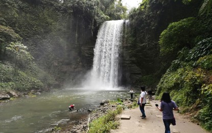 <p>Hikong Bente, the first of the seven waterfalls of Lake Sebu, South Cotabato. <em>(PNA GenSan photo)</em></p>