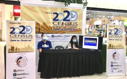 <p><strong>READY FOR CENSUS.</strong> The Philippine Statistics Authority in Davao Region has installed an information booth at SM City Davao to inform and assist Dabawenyos on the conduct of the Census on Population and Housing 2020. PSA-11 has called on the pubic to support the census and assured that data collection methods comply with health protocols. <em>(Photo courtesy of PSA-11)</em></p>