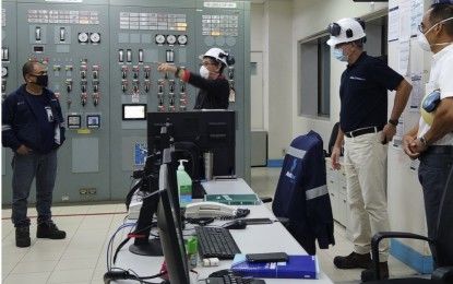 <p><strong>CONTINUOUS OPERATIONS.</strong> Officials of the Aboitiz Group inspect the control room of one of their power plants to ensure that minimum health and safety standards are being implemented to protect their employees from the Covid-19. The Aboitiz Group on Tuesday (Sept. 1, 2020) reassured customers of its continuous operations of the critical industries they handle despite the Covid-19 crisis. <em>(Photo courtesy of Aboitiz Group)</em></p>
<p> </p>