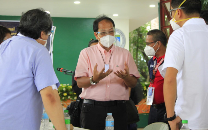 <p><strong>RAMP UP FIGHT VS. COVID-19.</strong> National Policy Against Covid-19 chief implementer Secretary Carlito G. Galvez talks to local officials during the Coordinated Operations to Defeat Epidemic Team visit in Iligan City on Friday (Set. 4, 2020). Galvez urged the local leaders to scale up testing capacity, build more health care facilities, and discourage residents from doing home quarantine to fight the pandemic. <em>(Contributed photo)</em></p>