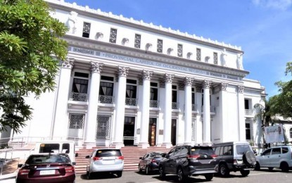 <p><strong>CAPITOL SITE</strong>. The Negros Occidental Provincial Capitol building in Bacolod City. Governor Eugenio Jose Lacson on Wednesday (June 15, 2022), confirmed the province has canceled the plan to move its seat of government to the neighboring Talisay City, and will instead proceed with the construction of the new Provincial Administration Center adjacent to the Provincial Capitol. <em>(PNA Bacolod file photo)</em></p>