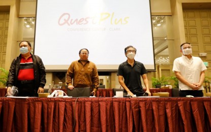 <p><strong>FULL SUPPORT</strong>. Pampanga Governor Dennis Pineda (2nd from left) welcomes the possibility of Clark being the venue of the PBA Bubble in a press conference on Wednesday (Sept. 9, 2020) at Quest Hotel in Clark Freeport. Also in photo are (L to R) Zambales Governor Hermogenes Ebdane, BCDA president/CEO Vince Dizon and Bataan Governor Albert Gracia.<em> (Photo by CDC-CD)</em></p>