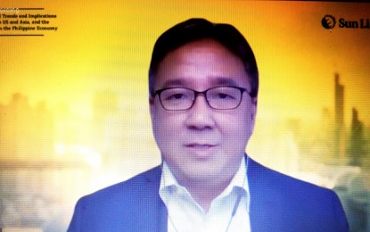 <p>Sun Life Philippines chief market development officer Michael Manuel. <em>(Screengrab from virtual presser)</em></p>