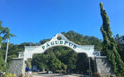<p>Welcome arc in Pagudpud, Ilocos Norte <em>(File photo)</em></p>