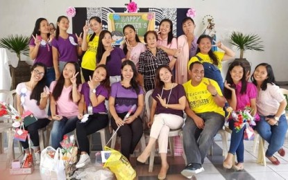 <p><strong>TEACHERS’ DAY</strong>. Teachers of the Lambunao Parochial School in Lambunao, Iloilo celebrate Teachers’ Day in 2018. This year, teachers said they would spend the day working on modules for their pupils and thinking how the latter could cope with distance learning. <em>(PNA photo courtesy of Daisy Despi)</em></p>