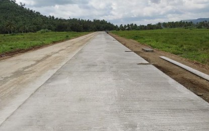 <p><strong>PAVED ROAD</strong>. A portion of Samar Pacific Coastal Road that links Northern Samar and Eastern Samar towns. The Eastern Visayas Regional Development Council is seeking the completion of the Korean-funded Samar Pacific Coastal Road project costing nearly PHP1 billion to meet the January 2021 deadline. <em>(Photo courtesy of DPWH)</em></p>