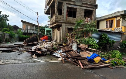 <p><strong>QUINTA'S WRATH.</strong> Typhoon Quinta leaves a trail of destruction in Virac, Catanduanes on Monday (Oct. 26, 2020). The NDRRMC said 2,823 families in four regions have so far been affected by the typhoon. <em>(Photo courtesy of Juriz Dela Rosa)</em></p>